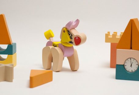 toy-wooden-childhood-cow-games