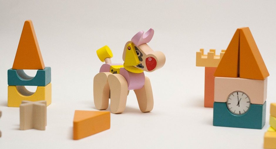 toy-wooden-childhood-cow-games